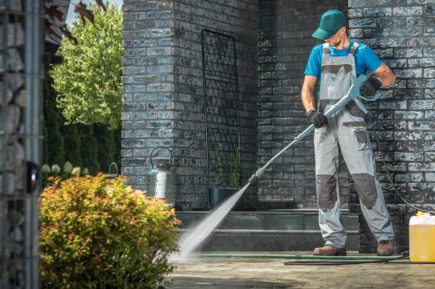 Best Driveway Pressure Washing  in Banning, CA